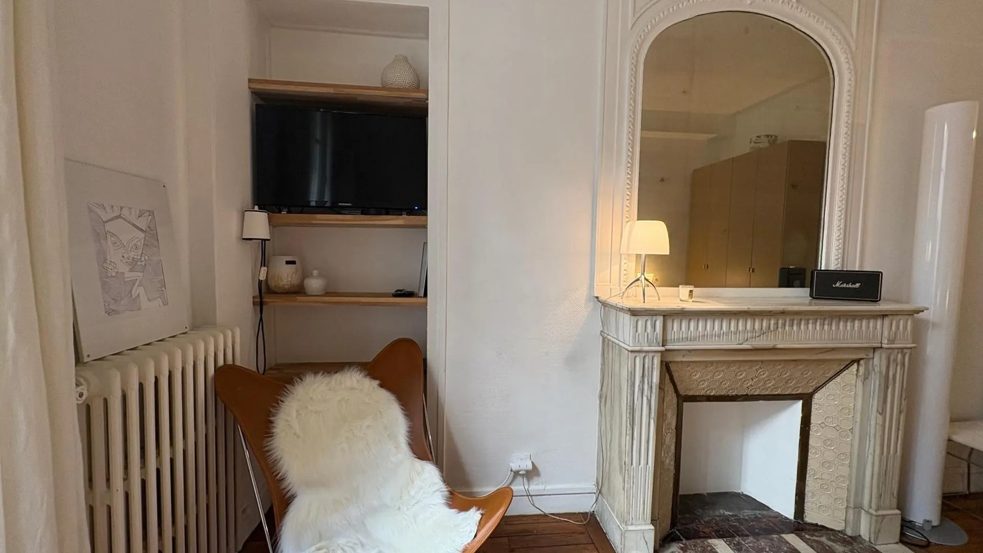Comme Une Maison A Deux Pas De L'Arc De Triomphe Paříž Apartmán